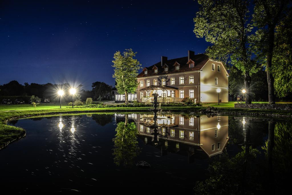 Palac Plocko Hotell Eksteriør bilde